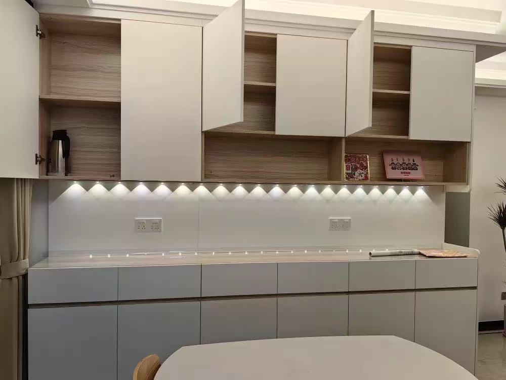 Wireless Motion Sensor LED Night Light